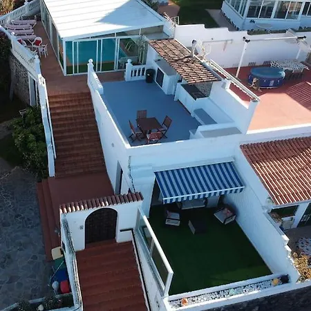 Sunny Big Pool Bbq Terrace Lejlighed